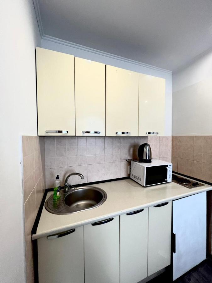Нові Апартаменти 83 İvano-Frankivsk Dış mekan fotoğraf